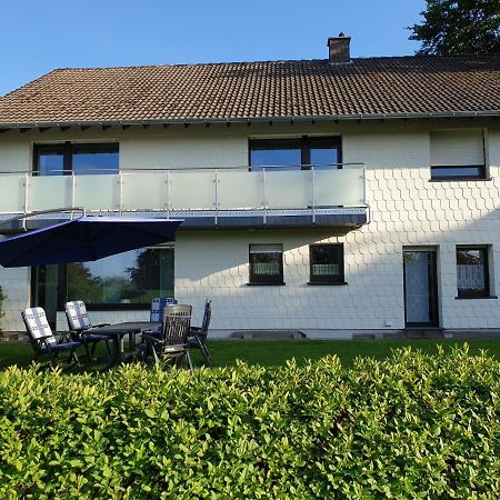 Ferienwohnung Heinen Schleiden Bagian luar foto
