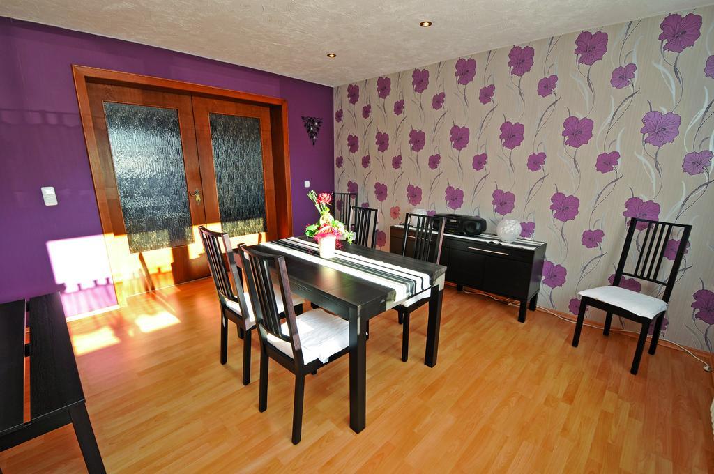 Ferienwohnung Heinen Schleiden Ruang foto