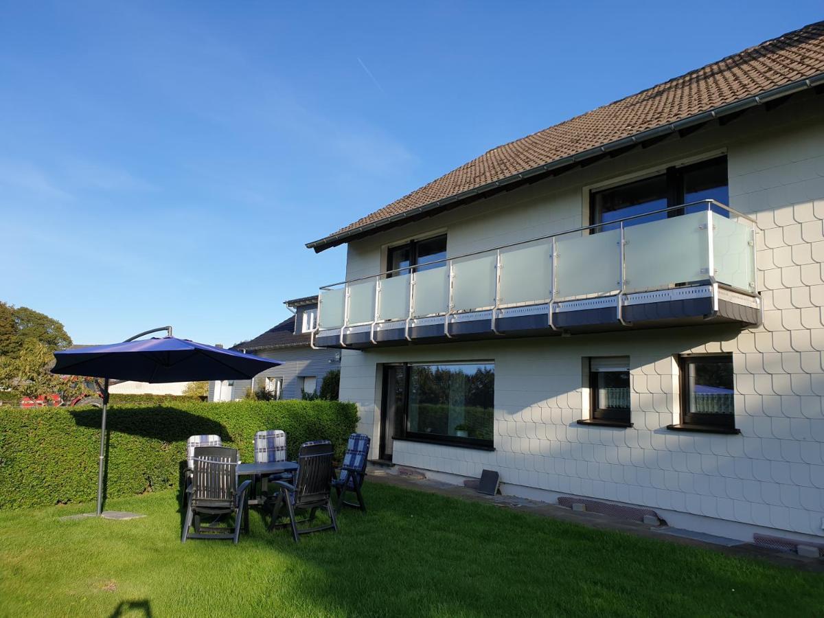 Ferienwohnung Heinen Schleiden Bagian luar foto